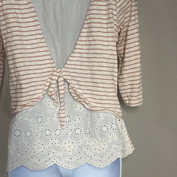 Skies are Blue Striped Tie Back Eyelet Detail Top Size Small S - Picture 3 of 7